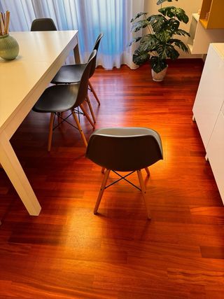 Tavolo bianco allungabile + 8 sedie