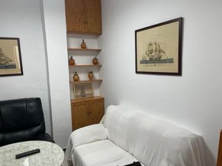 Se alquila vivienda en Rota