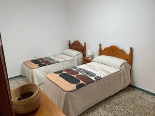 Se alquila vivienda en Rota