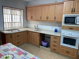 Se alquila vivienda en Rota