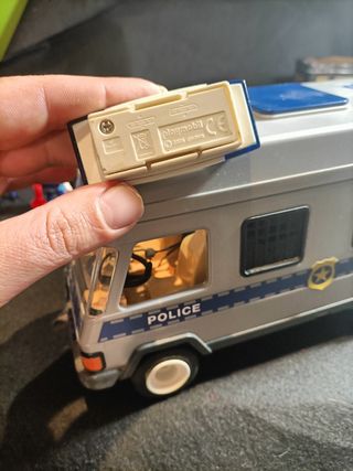 Playmobil Policía: Vehículos y Figuras