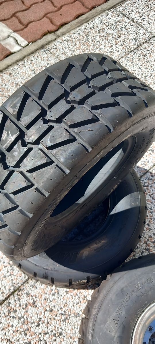 Gomme Maxxis Moto -  nuove anteriore  + usate post