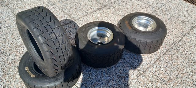 Gomme Maxxis Moto -  nuove anteriore  + usate post