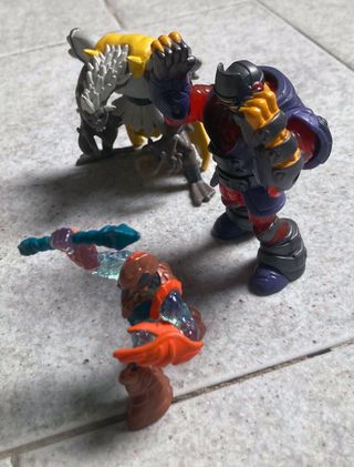 Action Figure Goku altezza 38 cm in plastica spall