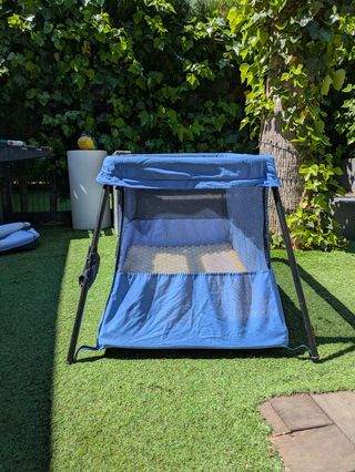 Cuna de viaje para bebé