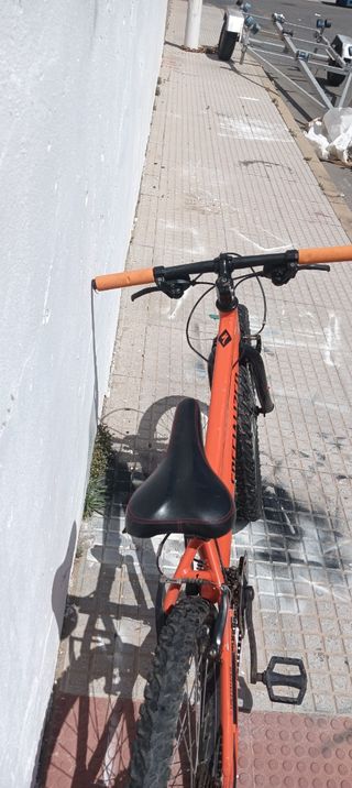 Bicicleta Specialized infantil