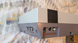 Consola Nintendo NES con MARIO BROS y ZELDA II !!!