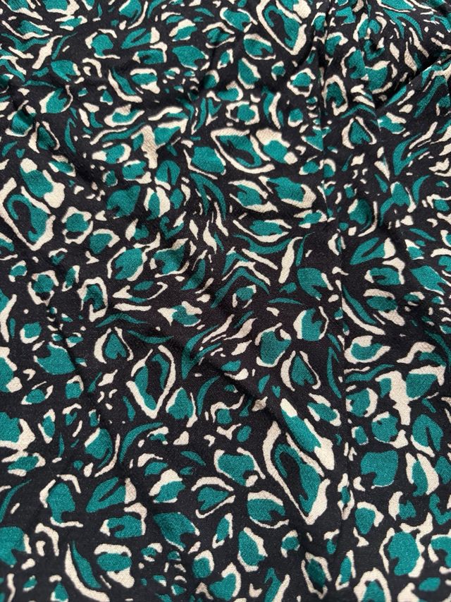 Falda midi estampada verde agua