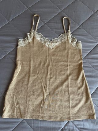 Canotta oro con pizzo