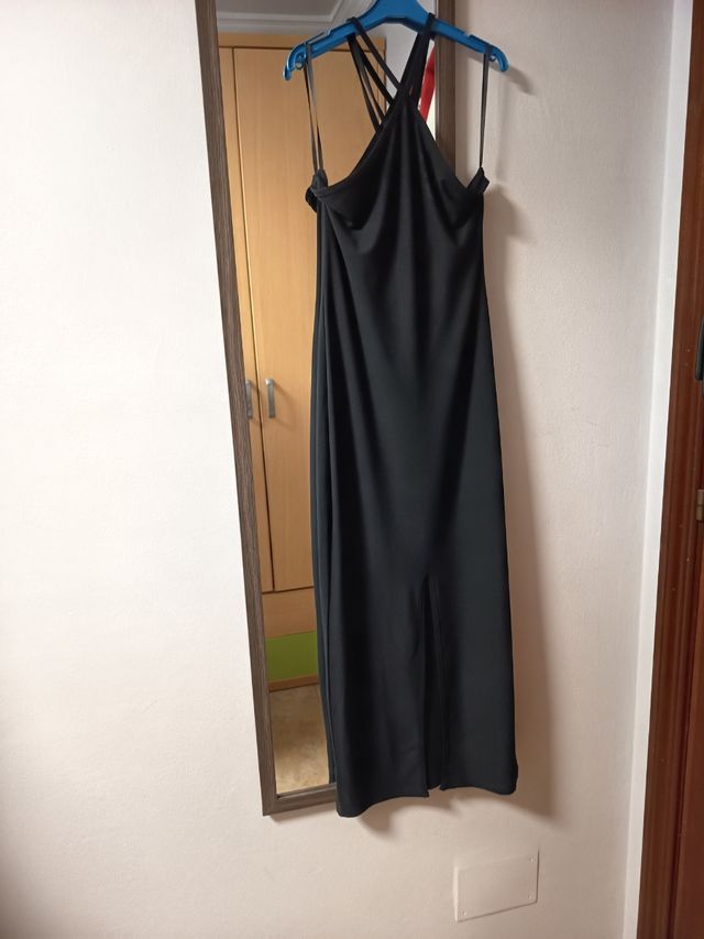 Vestido negro tirantes midi