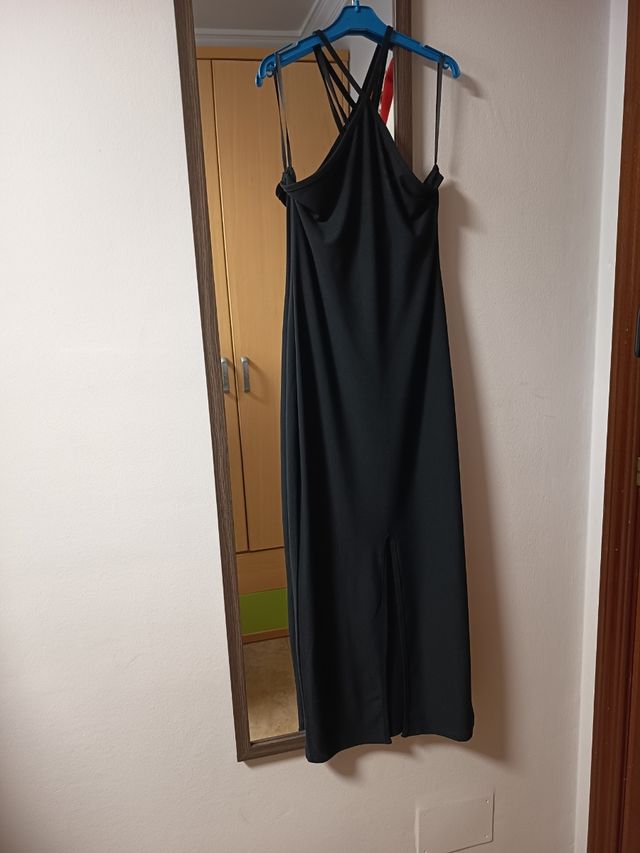 Vestido negro tirantes midi
