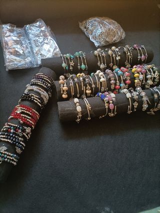 Pulseras y Brazaletes -Variados-