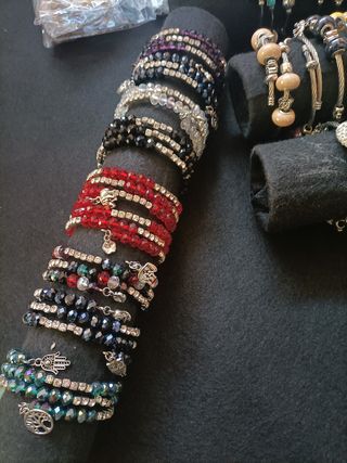 Pulseras y Brazaletes -Variados-