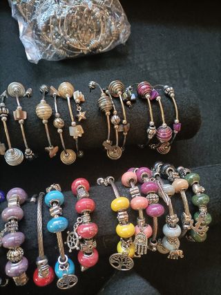 Pulseras y Brazaletes -Variados-