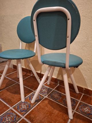 Sillas de cocina blancas