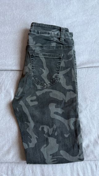 Pantalón vaquero militar