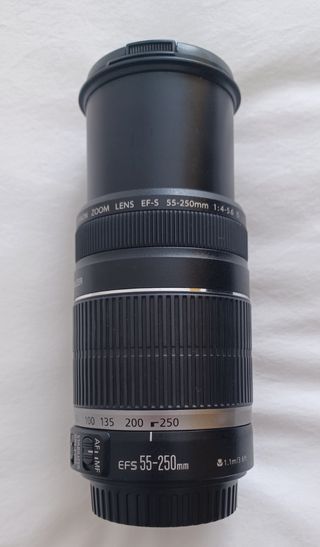 Cámara EOS 450 D con dos objetivos