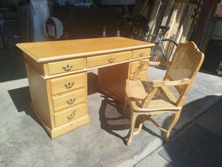 ESCRITORIO CLÁSICO MADERA