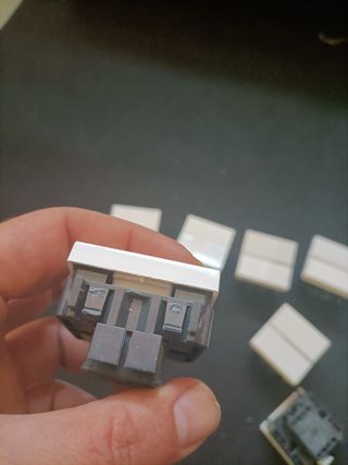 12 interruptores blancos bisel cromado - sin marco