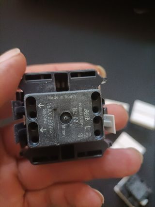 12 interruptores blancos bisel cromado - sin marco