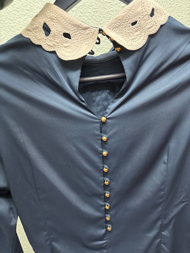 Camesita con espalda bonita