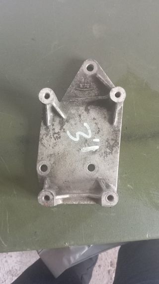 SOPORTE COMPRESOR JEEP GRAN CHEROKEE 3.1 90512840F