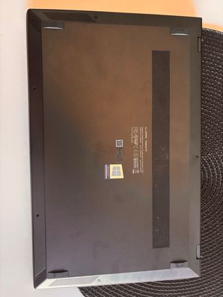 ASUS ZenBook 14  UM425Q  Ryzen 7 16 GB RAM 512 GB SSD  Fabricado en 2021