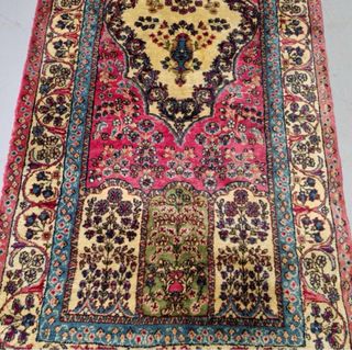 Alfombra oriental multicolor, de pasillo