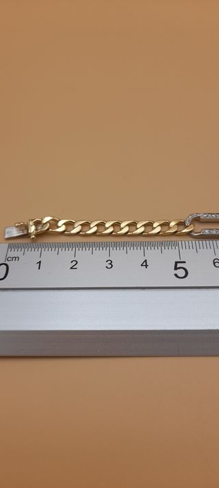 Pulsera de oro 18kt con brillantes talla Antigua. 