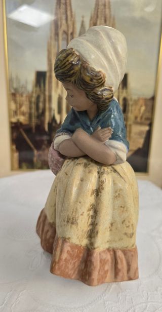 Figura Niña Lladró porcelana
