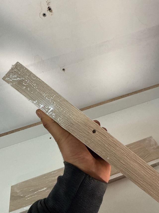 Mensole da parete Sonoma bianche e rovere in 4 pezzi