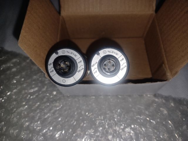 Coppia di Pressostato elettronico ifm + omaggio