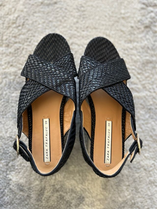 Sandalias Zara negras talla 39