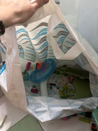 Casita de muñecas con muchisimos accesorios