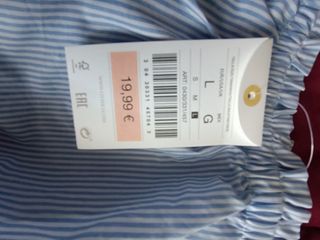 Blusa OYSHO azul - Talla M y L.