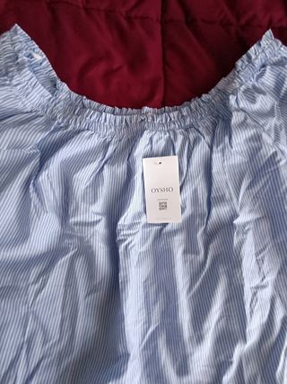 Blusa OYSHO azul - Talla M y L.