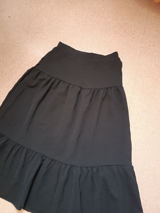 Falda midi negra talla S