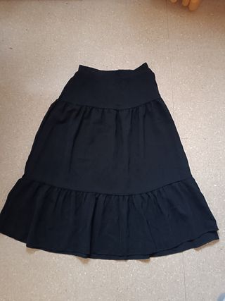 Falda midi negra talla S