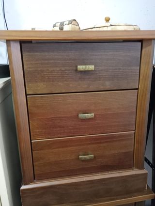 Mesa camilla madera marrón, impecables como nuevas