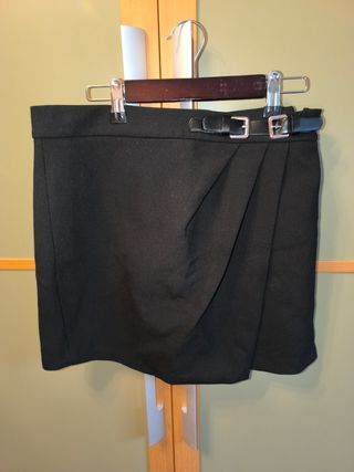 Falda negra mujer zara