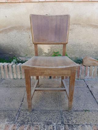 Silla madera marrón vintage. Diseño sueco.Vintage