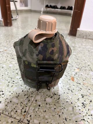 Ropa militar