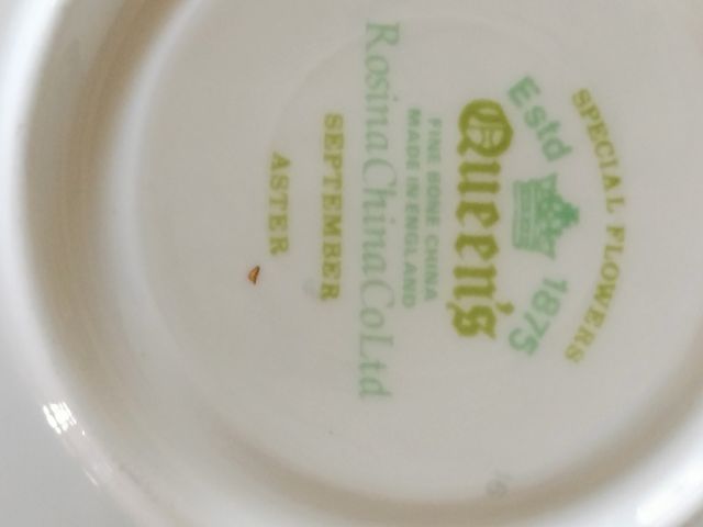 tazza Queen's england settembre