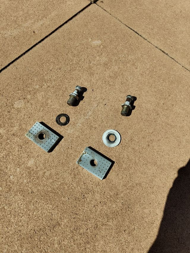 Enganches cerradura puertas Ford Fiesta Mk2