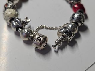 Bracciale Pandora con Charm Rossi