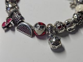 Bracciale Pandora con Charm Rossi