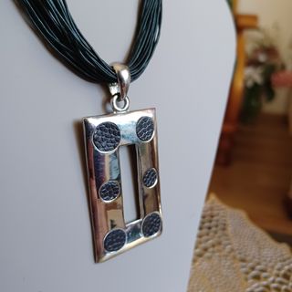 Collar metal Plata & cordon Verde Oscuro