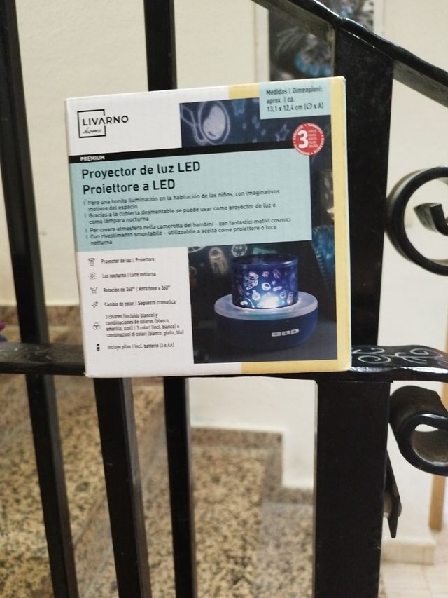 Proyector LED LIVARNO home - Azul y Blanco