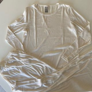 Pijama H&M beige - cómodo Mujer