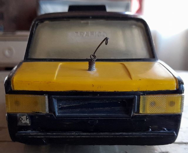 JUGUETE TAXI DE BARCELONA (RICO) Años 60-70.